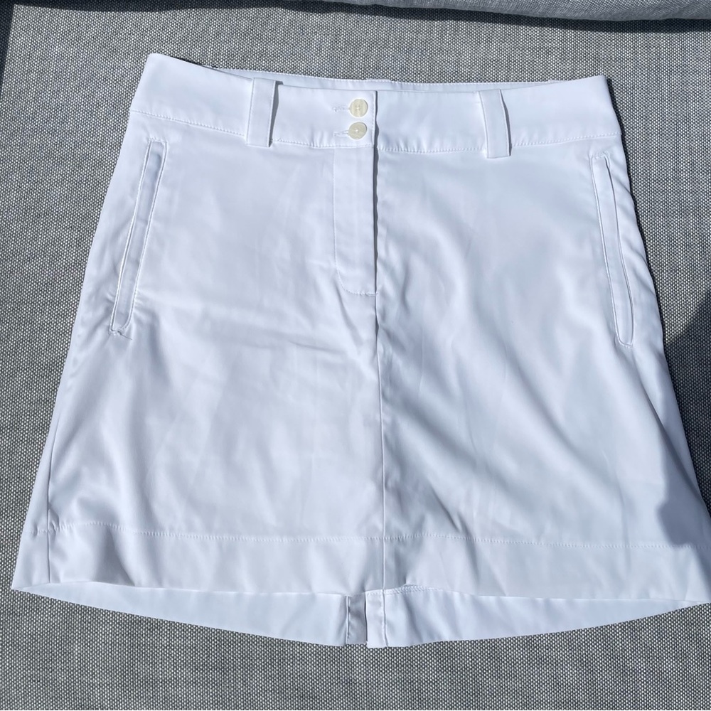 Nike - barely worn golf skort